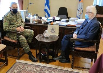 Επίσκεψη του Αρχηγού ΓΕΕΘΑ στο Δημαρχείο