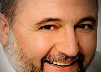 Σπύρος Ριζόπουλος: Ο νέος πρεσβευτής του Ελληνικού Ινστιτούτου πολιτιστικής διπλωματίας Γαλλίας