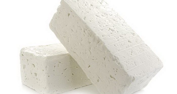 Η Διεπαγγελματική Οργάνωση Φέτας για τη διακίνηση νοθευμένης φέτας ΠΟΠ