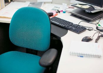 Στάση εργασίας των εργαζόμενων στις κοινωνικές δομές