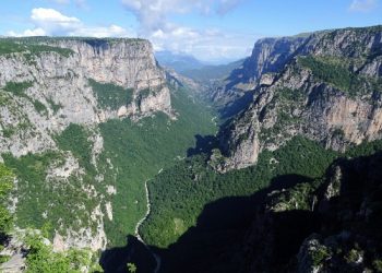 Ολοκληρώθηκε με επιτυχία το πρώτο σεμινάριo πεδίου στο Γεωπάρκο Βίκου- Αώου