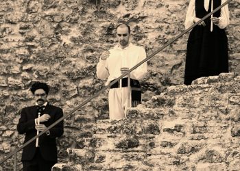 Επανάληψη παραστάσεων του ΔΗΠΕΘΙ «Από γιορτή σε γιορτή»: η Πασκαλιά της ψευτολευτεριάς – Η καλύτερή μου αρχιχρονιά