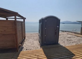 Οι παραλίες της Κορωνησίας εξοπλίζονται με (2) ράμπες ΑμεΑ