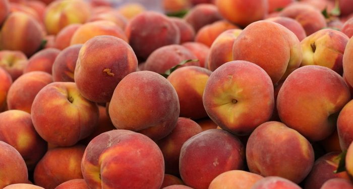 Διανομή φρούτων από τον Σύλλογο Τριτέκτων Ιωαννίνων