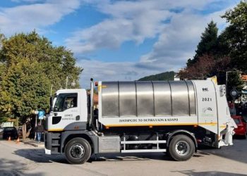 Νέο απορριμματοφόρο ενισχύει την Υπηρεσία Καθαριότητας του Δήμου Κόνιτσας