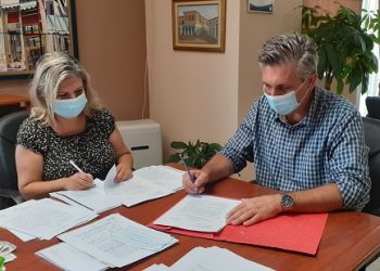 Υπεγράφη η σύμβαση για την εκπόνηση μελέτης αποχέτευσης ακαθάρτων της Τ.Κ Αγίου Σπυριδώνα.