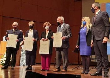 Τα “Πρεβεζάνικα Χρονικά” έλαβαν Τιμητική Διάκριση από την επιτροπή των Κρατικών Λογοτεχνικών Βραβείων 2019-2020