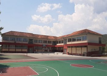 Υπογράφηκε η σύμβαση για τρία σχολικά γυμναστήρια