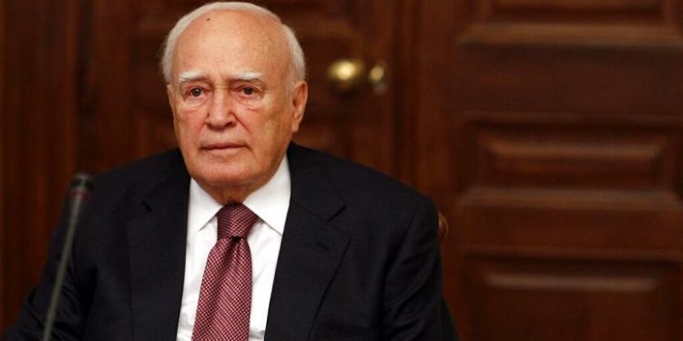 Πέθανε ο Κάρολος Παπούλιας