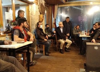 Κώστας Μπάρκας: Συνάντηση με κτηνοτρόφους και αγρότες στην Κρανιά