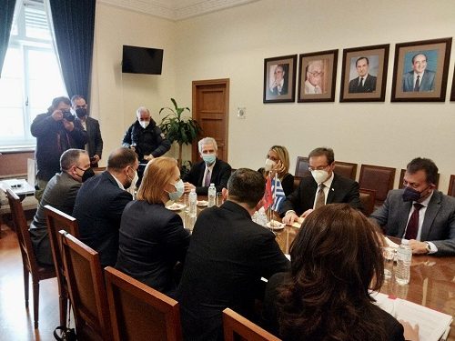 Συνάντηση του Στ. Καλογιάννη με αντιπροσωπεία εκπροσώπων του Αλβανικού Κοινοβουλίου