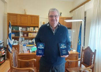 Τα βραβεία BestCityAwards για δύο εμβληματικά έργα της Περιφέρειας Ηπείρου παρέλαβε ο Περιφερειάρχης