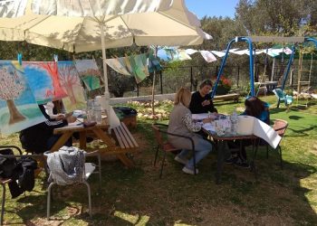 «Πραγματοποίηση Εργαστηρίου: «Τέχνη και Συναισθήματα. Οι σκέψεις μέσα από τα χρώματα».