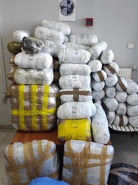 Εγκατέλειψε το φορτηγό με τα 138 κιλά ακατέργαστης κάνναβης αλλά συνελήφθη λίγο αργότερα