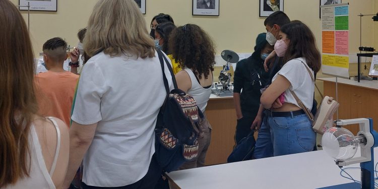 Eκπαιδευτική εκδρομή στα Ιωάννινα πραγματοποίησε το Γυμνάσιο Δολιανών
