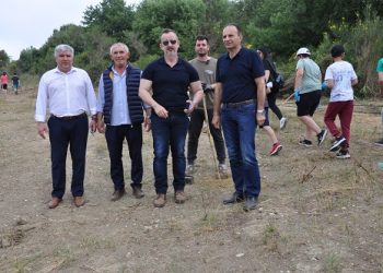 Δράση δενδροφύτευσης από τον Δήμο Πρέβεζας και τα σχολεία της πόλης