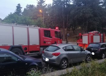 Ιωάννινα:Βραχυκύκλωμα Στη Λαϊκή Αγορά Κινητοποίησε Την Πυροσβεστική