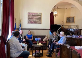 Στο Δημαρχείο η Υφυπουργός Μετανάστευσης και Ασύλου