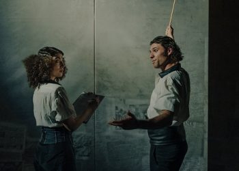 Το «Μάθημα Ιστορίας» η νέα καλοκαιρινή παράσταση του ΔΗ.ΠΕ.ΘΕ Ιωαννίνων συνεχίζει με μεγάλη επιτυχία τις παραστάσεις!