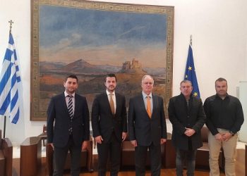 Συνάντηση του Συλλόγου Ηπειρωτών Αστυνομικών με τον Πρόεδρο της Βουλής