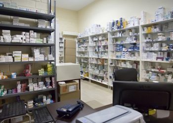 Ο.Κ.Π.Α.Π.Α.: Το Κοινωνικό Φαρμακείο στηρίζει δομές και Φορείς