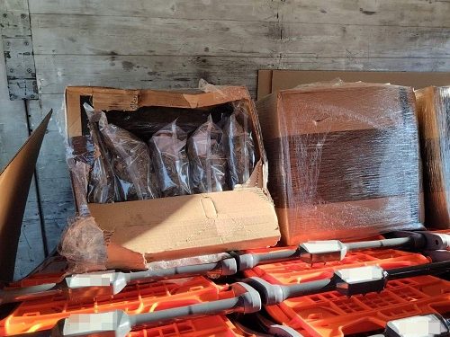 Περίπου 59 κιλά ακατέργαστης κάνναβης υδροπονικής καλλιέργειας (skunk) εντοπίστηκαν σε φορτηγό σε περιοχή της Θεσπρωτίας