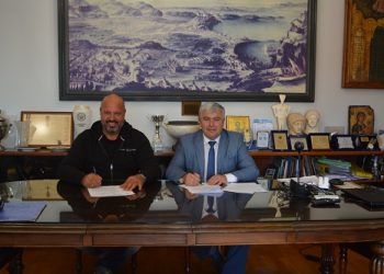 Υπεγράφη η σύμβαση για  τις συνδέσεις με το δίκτυο ακαθάρτων στις ΤΚ Λούρου, Ωρωπού και Στεφάνης της Δ.Ε Λούρου