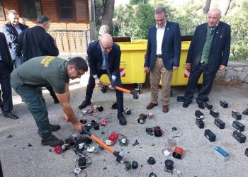 Βράβευση θηροφυλάκων και καταστροφή ηχομιμητικών συσκευών