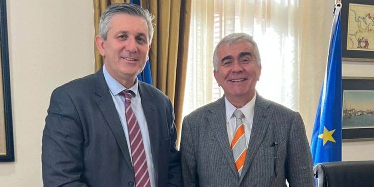 Εθιμοτυπική επίσκεψη Δημάρχου Αρταίων στον νέο Γραμματέα της Αποκεντρωμένης Διοίκησης Ηπείρου – Δυτικής Μακεδονίας