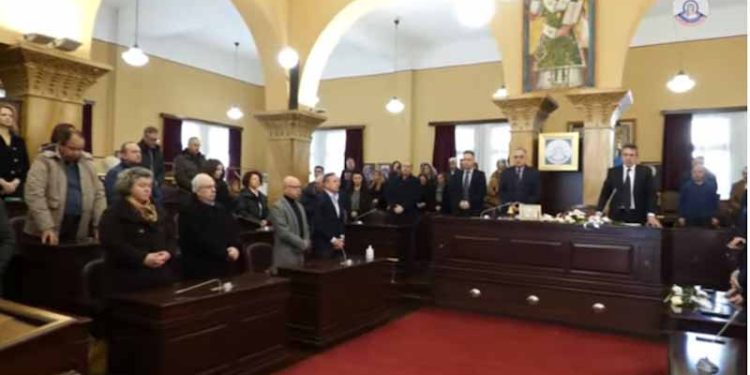 Το δημοτικό συμβούλιο αποχαιρέτισε το Δήμαρχο Μωυσή Ελισάφ