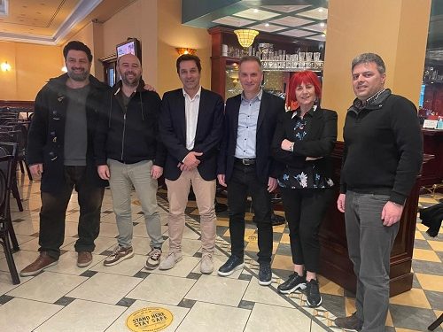 ΦΩΣ: Συνάντηση με την Ένωση Ξενοδόχων