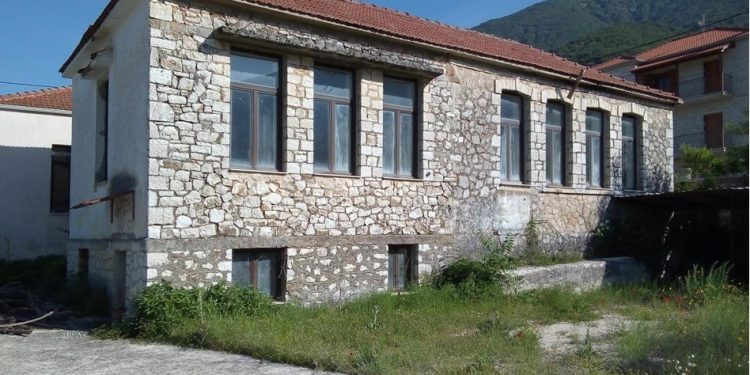 Υπογράφηκαν οι συμβάσεις για έργα στην Περίβλεπτο και την Καστρίτσα