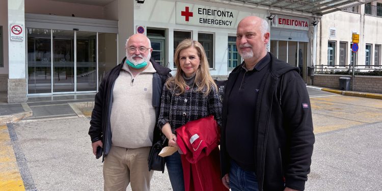 Επίσκεψη σε «Πανεπιστημιακό» και «Χατζηκώστα» η Μ. Τζούφη