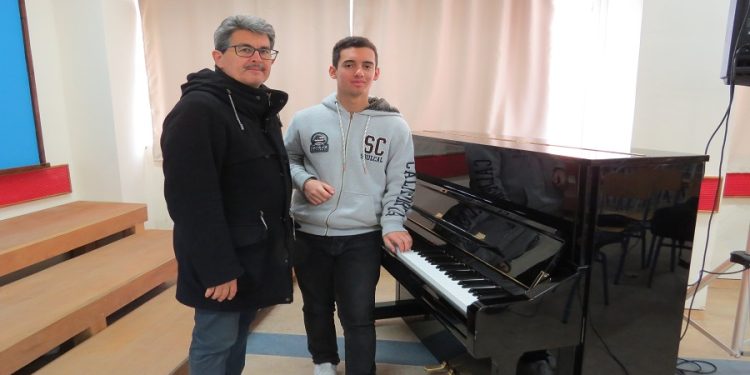 Μουσικό Σχολείο Άρτας: Διάκριση μαθητή σε διαγωνισμό σύνθεσης
