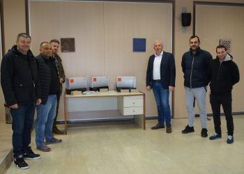 Ο Δήμος Ζίτσας παρέδωσε απινιδωτές στους Αθλητικούς – ποδοσφαιρικούς Συλλόγους