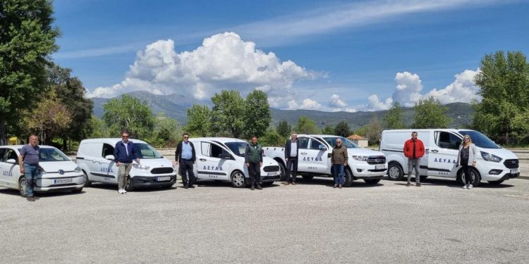 Πέντε νέα οικολογικά οχήματα για τη Δ.Ε.Y.Α. Άρτας
