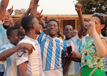 Στη Γουινέα Κονάκρι ταξίδεψε η φανέλα του ΠΑΣ Γιάννινα (pics)