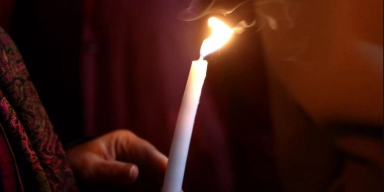 Το απόγευμα του Μ. Σαββάτου το Άγιο Φως στην Αθήνα με ειδική πτήση