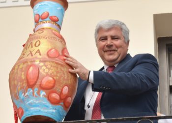 Ν. Γεωργάκος: “Σήμερα το Φως νικάει το σκοτάδι και η Αλήθεια το ψέμα!”