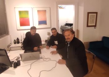 Συνάντηση Θ. Οικονόμου με τους φωτογράφους