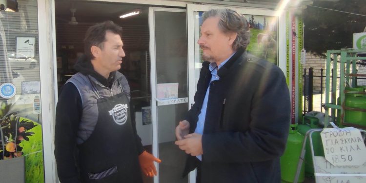 Συνάντηση του Θανάση Οικονόμου με τον πρόεδρο των κρεοπωλών