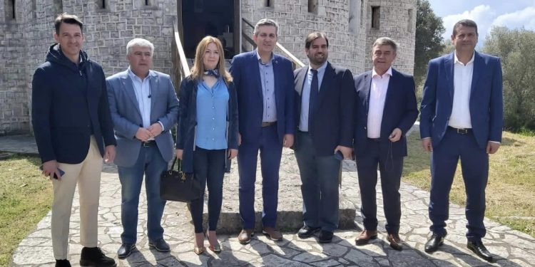 Προχωρά ο σχεδιασμός για την προστασία του Αμβρακικού Κόλπου και την ανάδειξη της Κορωνησίας