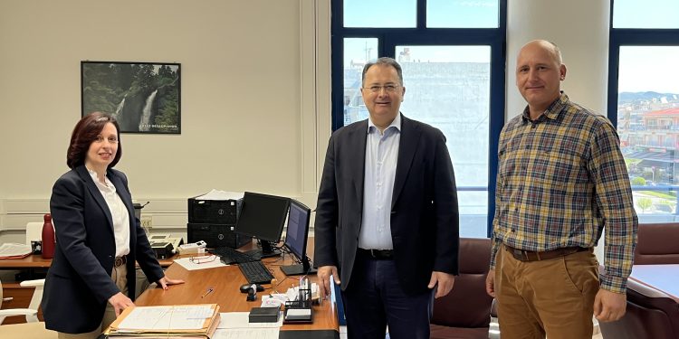 Ο Γιώργος Στύλιος στα γραφεία των ΔΥΠΑ και Διεύθυνση e-ΕΦΚΑ