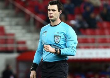 Ο Γιαννιώτης Αλ. Κατσικογιάννης καλύτερος διαιτητής της Super League 2