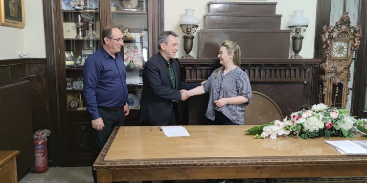 Παρεμβάσεις και πιστοποίηση σε 35 παιδικές χαρές