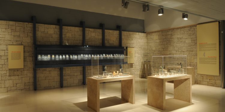 Η Εφορεία Αρχαιοτήτων Ιωαννίνων για την ένταξη των μολύβδινων ελασμάτων στην UNESCO