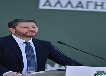 Ανδρουλάκης: «Πλαστογράφος» της ιστορίας ο Τσίπρας