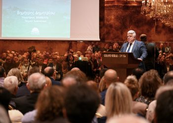 Πολιτική συγκέντρωση … όπως παλιά θύμισε η κεντρική ομιλία του Δημήτρη Δημητρίου