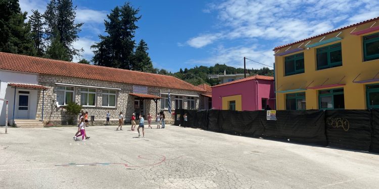 Πρέβεζα: Παραδόθηκε το νέο Κτίριο του Δημοτικού Σχολείου Καναλίου