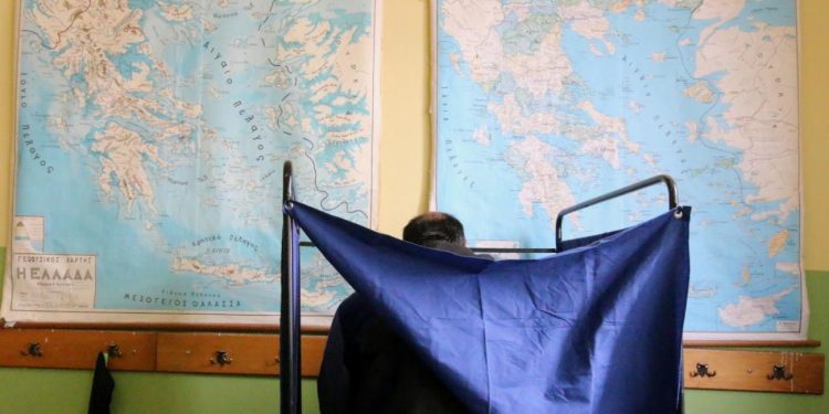 Ομαλά ξεκίνησε η ψηφοφορία στα εκλογικά τμήματα στην Ήπειρο